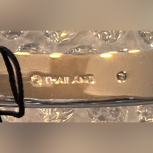 COACH NWT Gorgeous silver tone pave signature “C” plated brass hinged bangle - Picture 8 of 11